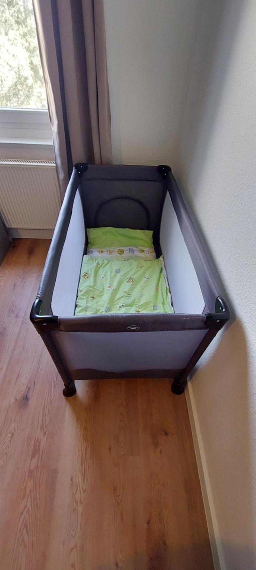 Charlie , Solingen Mitte, Ferien/Messe Wohnung Fuer Bis Zu 5 Personen מראה חיצוני תמונה