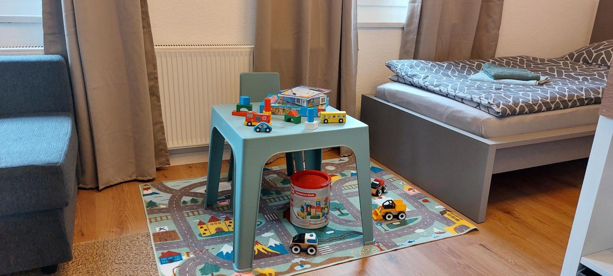 Charlie , Solingen Mitte, Ferien/Messe Wohnung Fuer Bis Zu 5 Personen מראה חיצוני תמונה